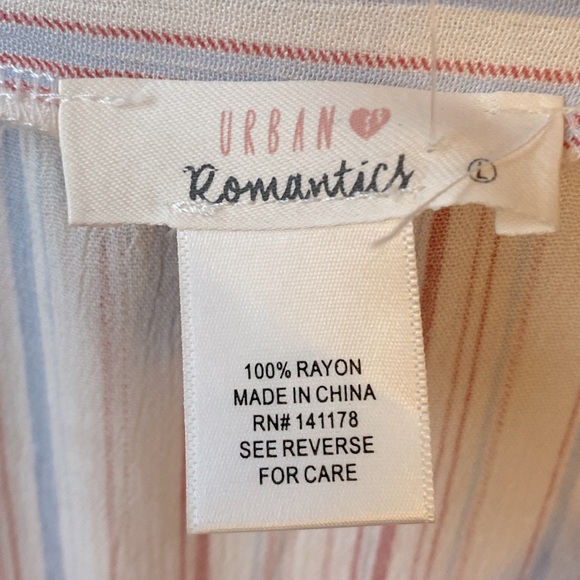 (A11) URBAN Romantics surplice 1/2 sleeves blouse with stripes, Size Large, NWT - Picture 3 of 6